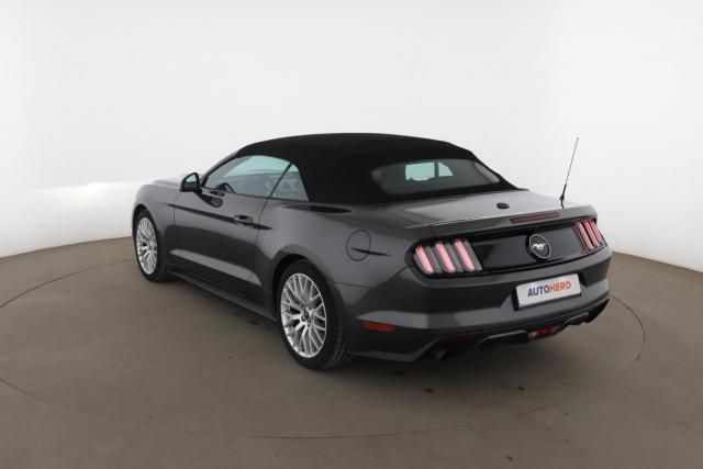 Ford Mustang image 9