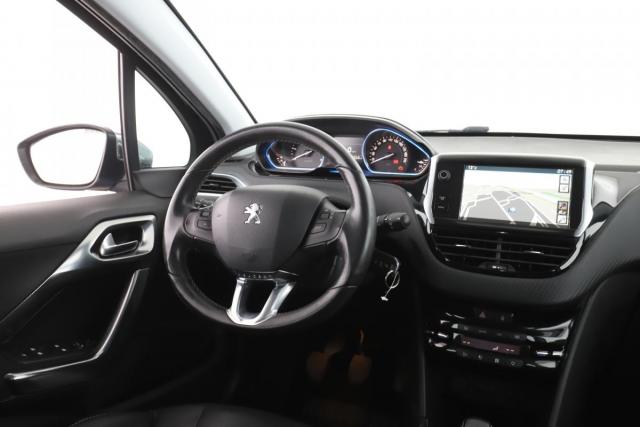 Peugeot 2008 image 9