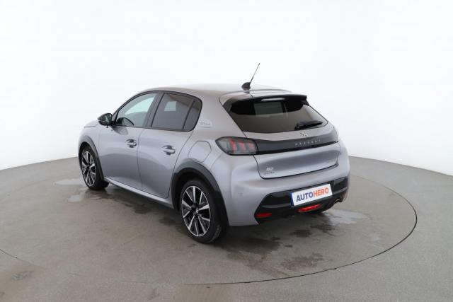 Peugeot 208 image 3