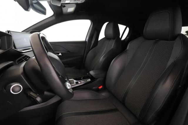 Peugeot 208 image 7
