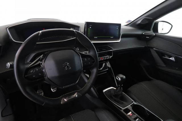 Peugeot 208 image 6