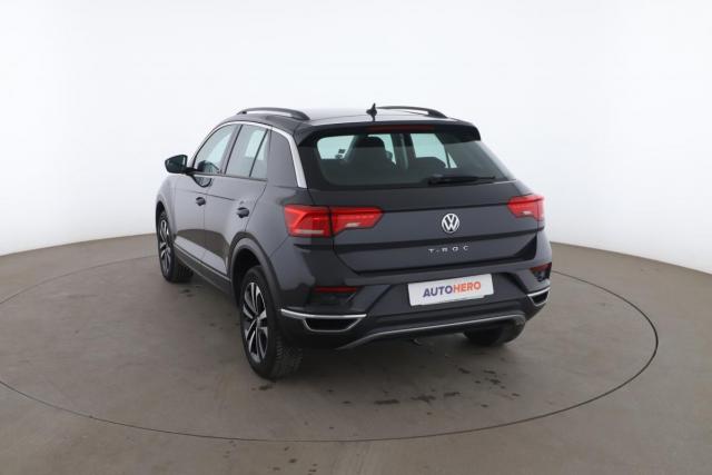 Volkswagen T-Roc image 2