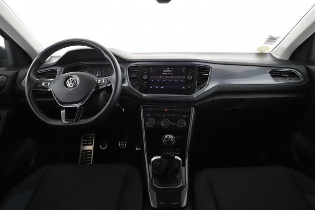 Volkswagen T-Roc image 7
