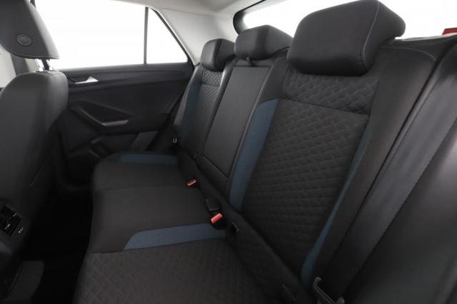Volkswagen T-Roc image 5