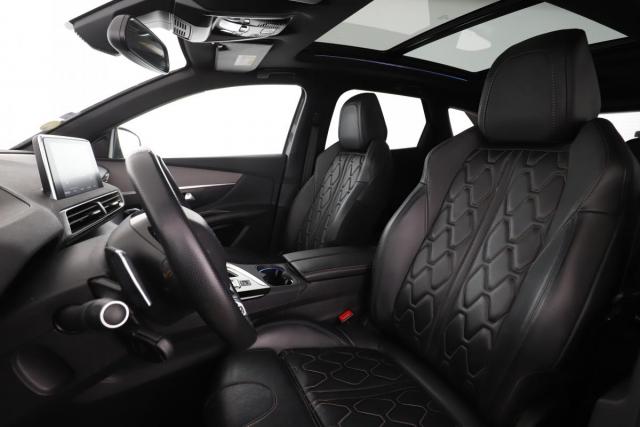 Peugeot 3008 image 2