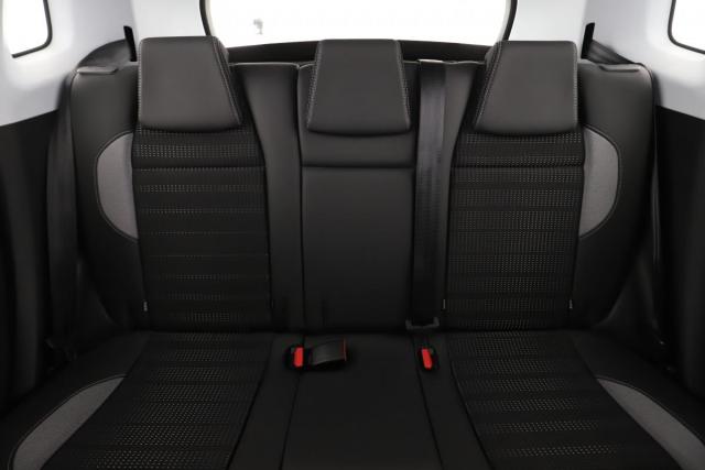 Peugeot 2008 image 4