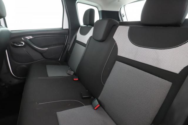 Dacia Duster image 2