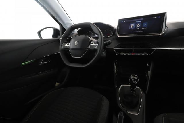 Peugeot 208 image 3