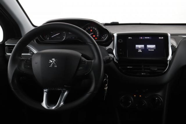 Peugeot 2008 image 3