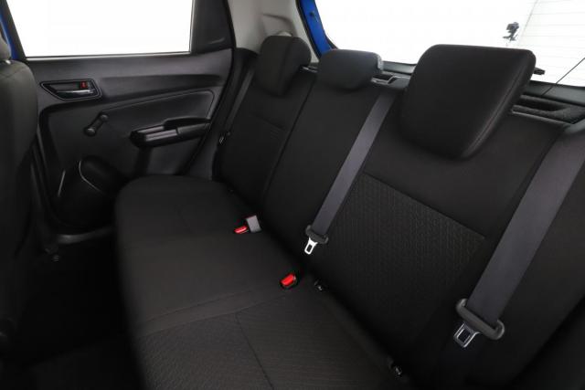 Suzuki Swift image 5
