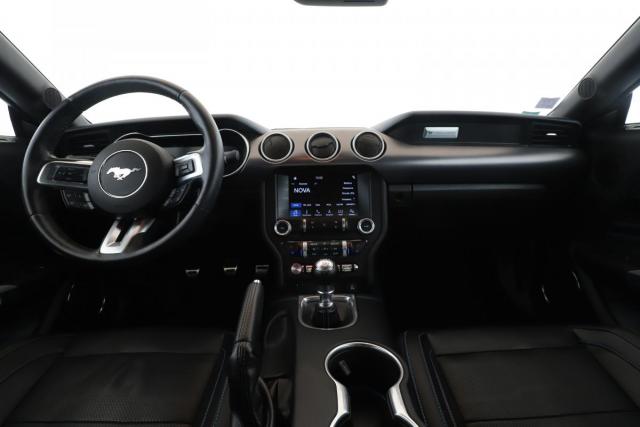 Ford Mustang image 2