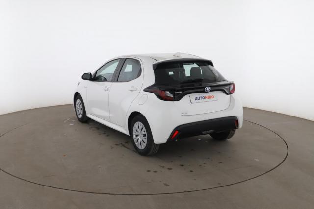 Toyota Yaris image 9