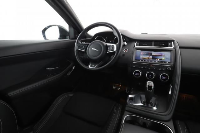 Jaguar E-Pace image 3