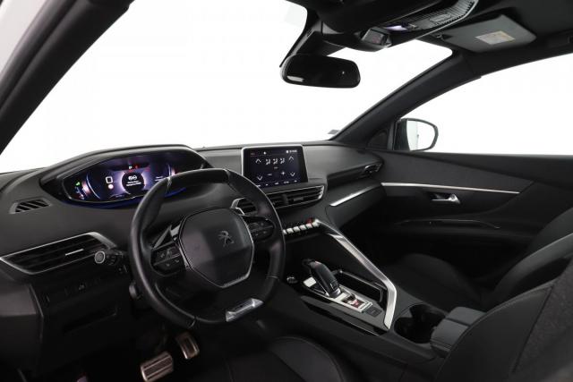 Peugeot 3008 image 1