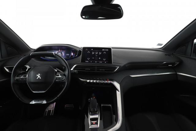 Peugeot 3008 image 3