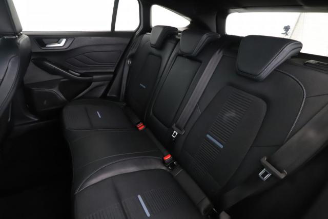 Ford Focus image 5