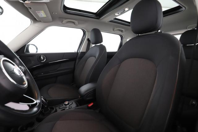 Mini Countryman image 3