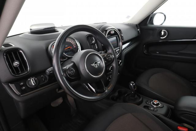 Mini Countryman image 5