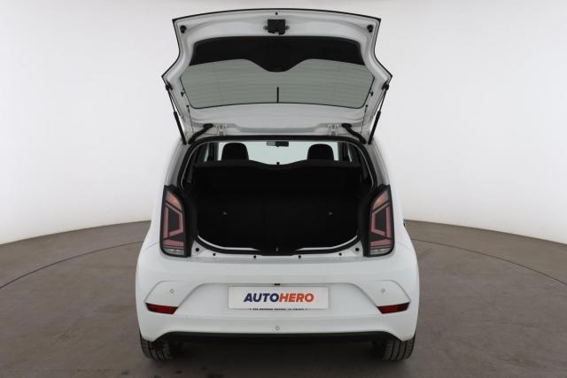 Volkswagen Up! image 1