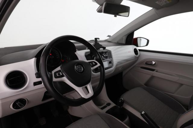 Volkswagen Up! image 5
