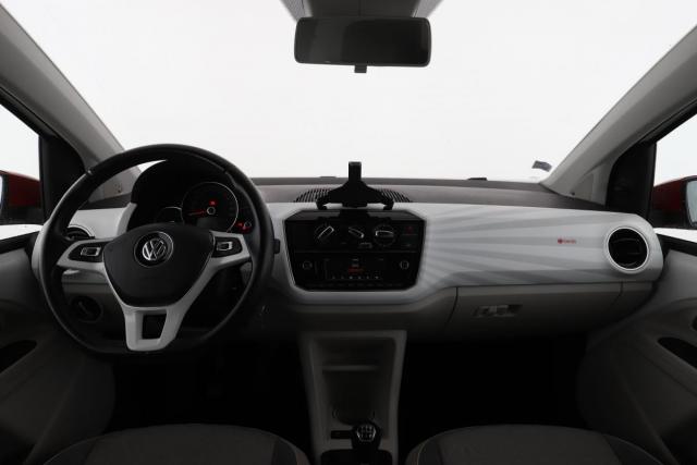 Volkswagen Up! image 7
