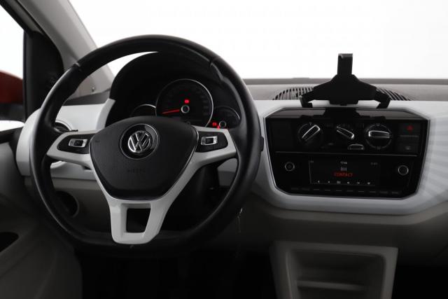 Volkswagen Up! image 3