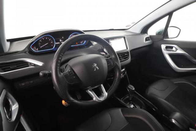 Peugeot 2008 image 6