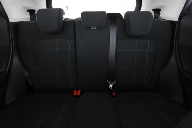 Ford Fiesta image 6