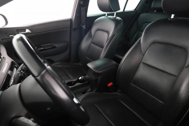 Kia Sportage image 4