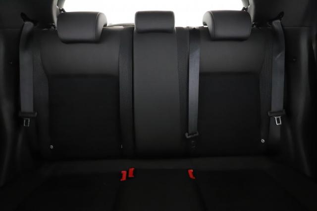 Nissan Juke image 5