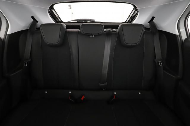 Opel Corsa image 2