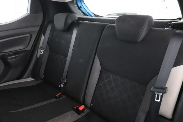Nissan Micra image 8