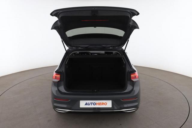 Volkswagen Golf image 5