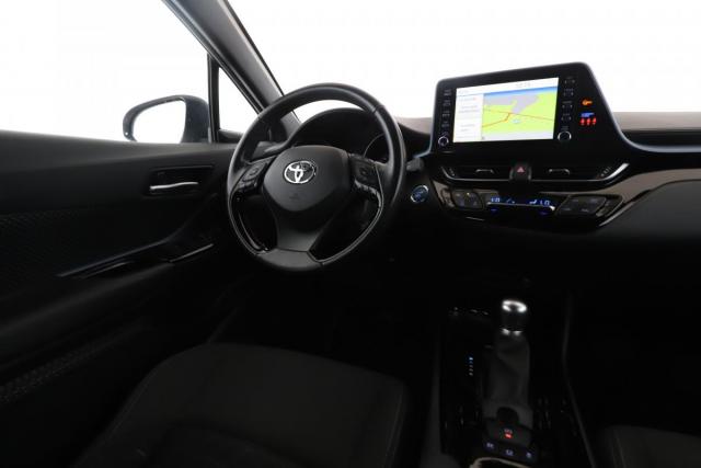Toyota C-Hr image 7