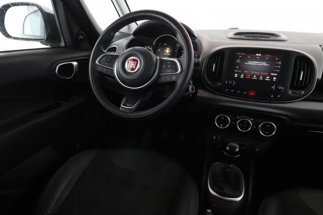 Fiat 500l image 2
