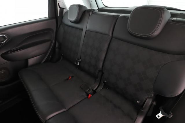 Fiat 500l image 8