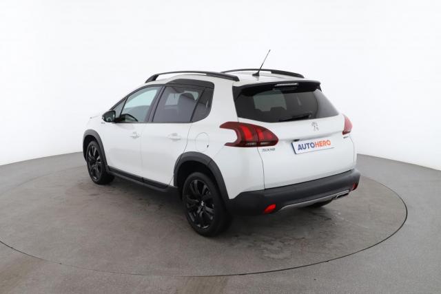 Peugeot 2008 image 3