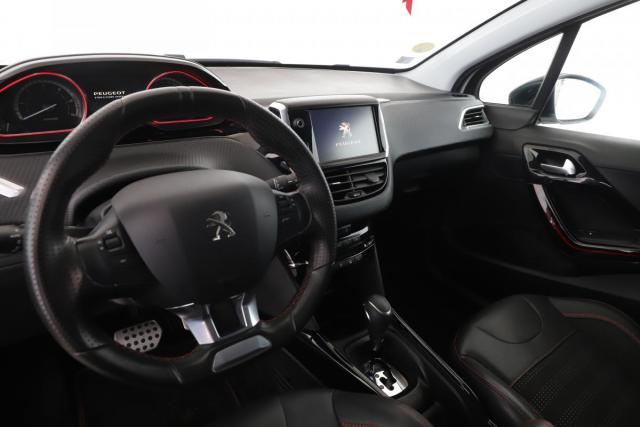 Peugeot 2008 image 5