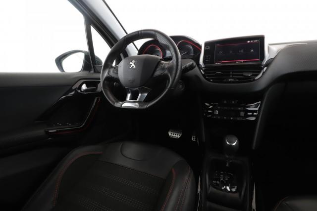 Peugeot 2008 image 4