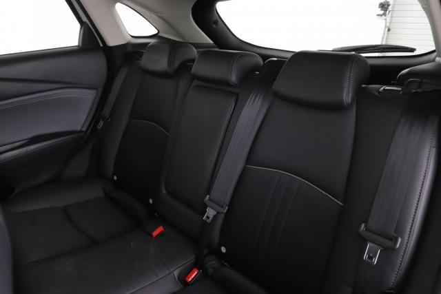 Mazda Cx-3 image 8