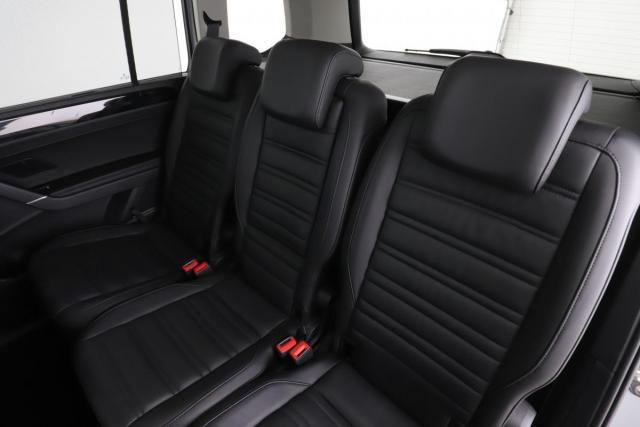 Volkswagen Touran image 2