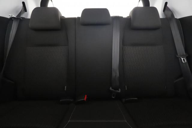 Peugeot 208 image 4