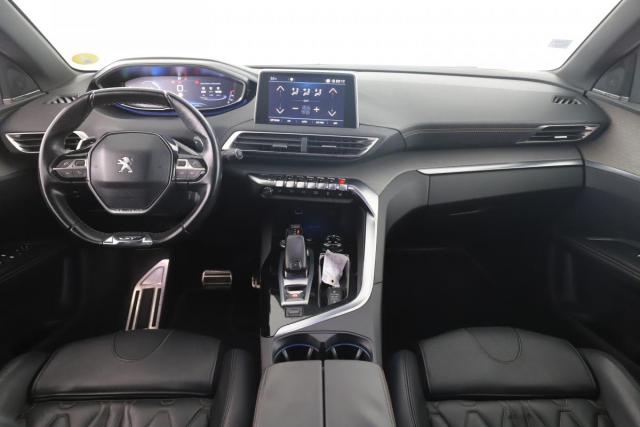 Peugeot 5008 image 2