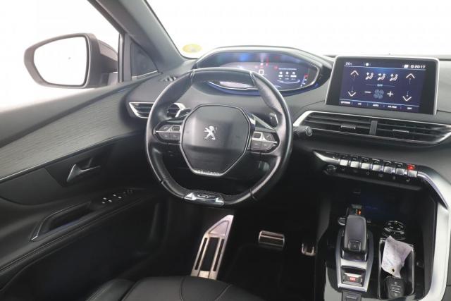 Peugeot 5008 image 1