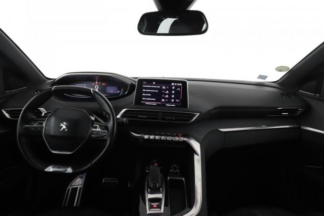 Peugeot 5008 image 8