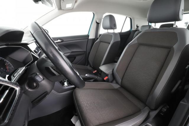 Volkswagen T-Cross image 1