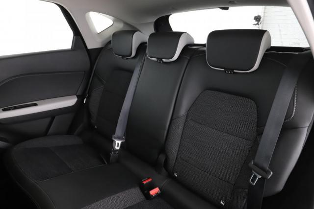 Renault Captur image 9