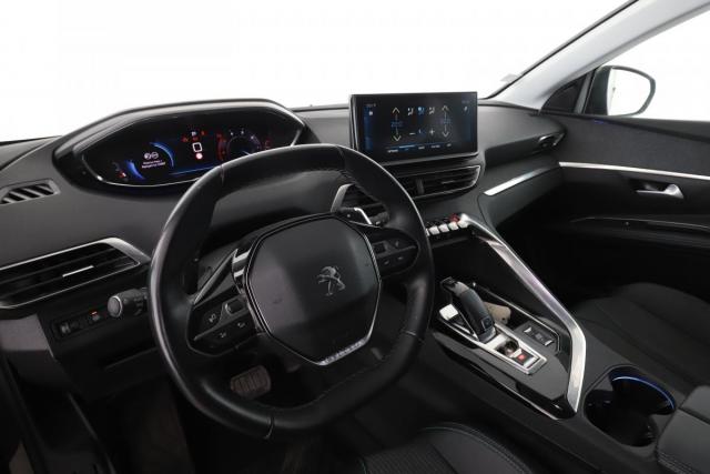 Peugeot 5008 image 1
