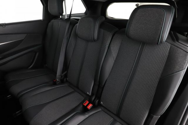 Peugeot 5008 image 8