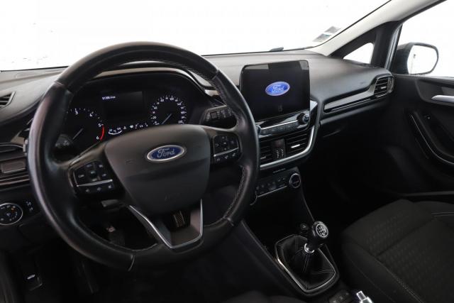 Ford Fiesta image 6